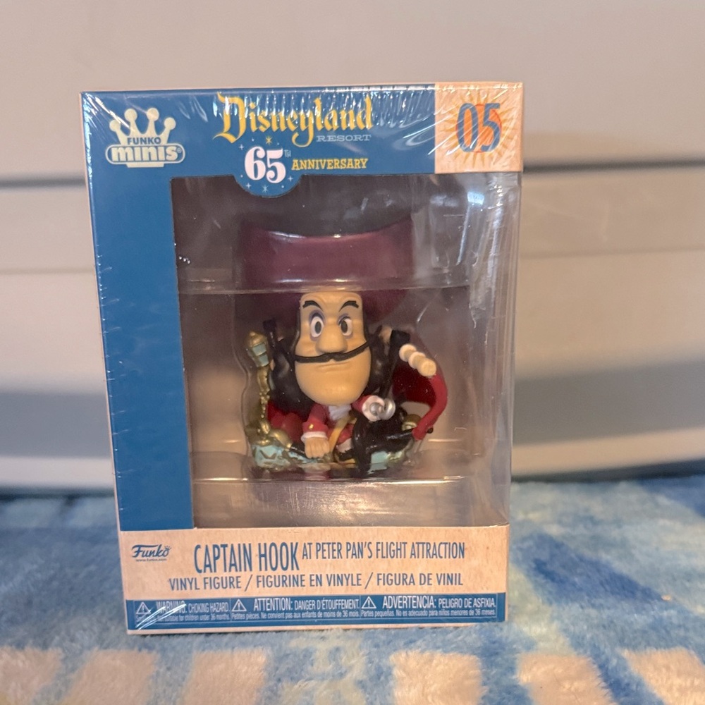 Disneyland Resort Funko Mini Captain Hook Peter Pans Flight 05